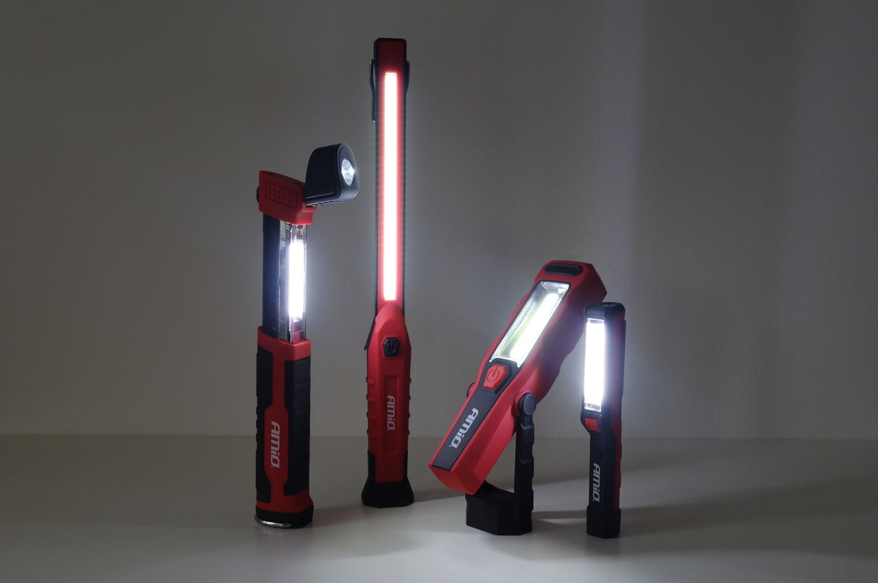 Lampe de poche rechargeable - Chargeur secteur + chargeur voiture - 300 lumens