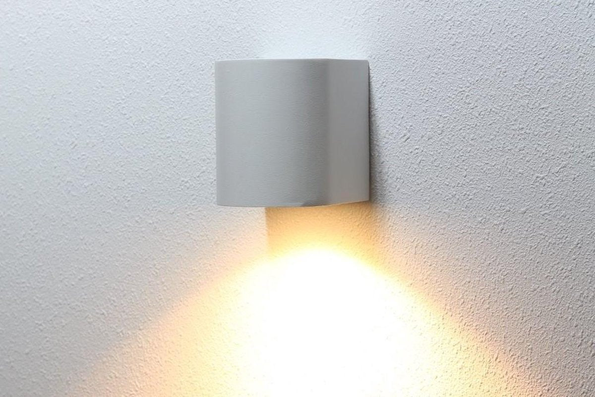 White wall lamp fixture - Round - GU10 fitting - 35W - IP44