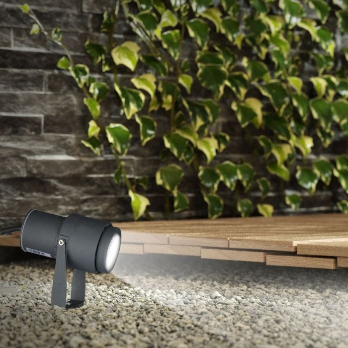 220 volts - Lampe de jardin - Blanc chaud - 12 watts - Boîtier gris - Spot au sol