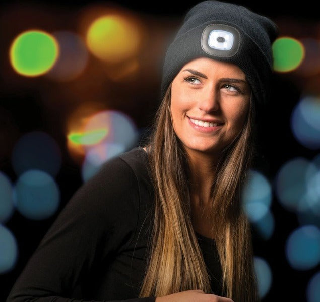 Hat with LED - USB rechargeable - 180 lumens