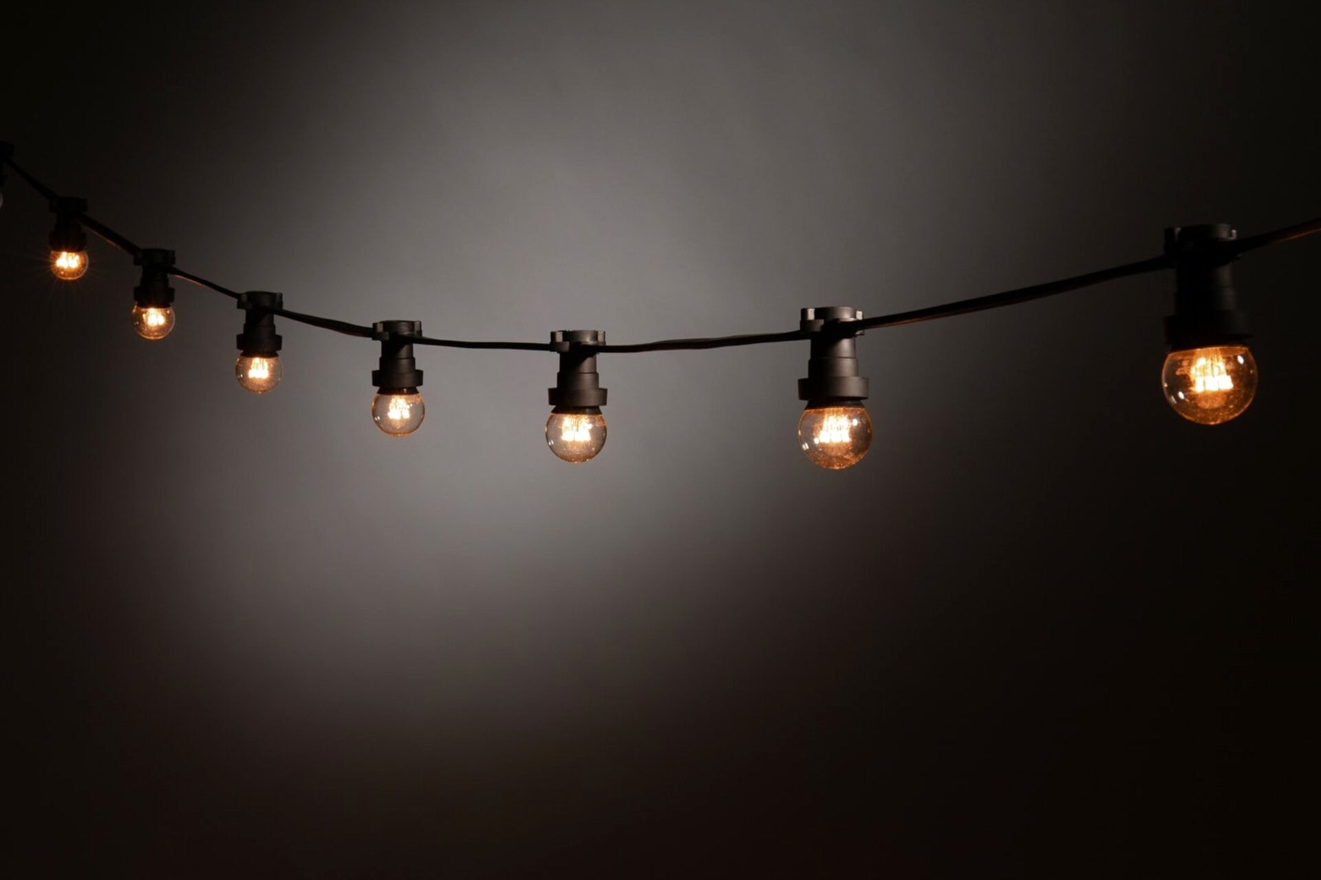 LED string lights - 15 lights - 10 meter light string - Waterproof - 220 Volt