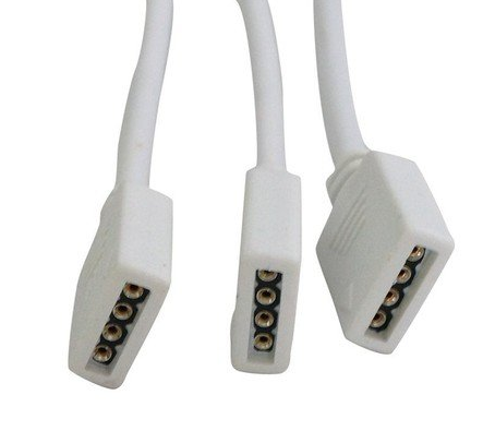 Répartiteur LED RGB 1 vers 3