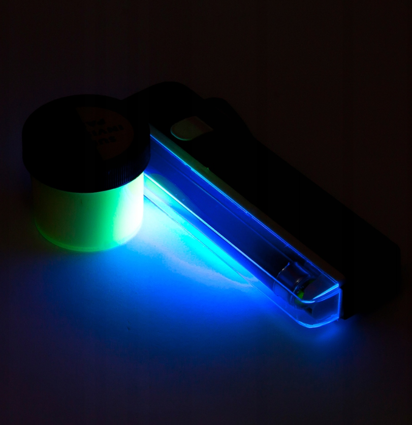 Mini UV blacklight - Full spectrum - Battery operated