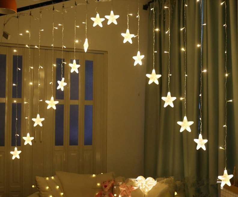 LED Christmas light curtain - 5.5 meters - Warm white - 136 LEDs
