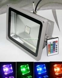 Projecteur LED RGB 30 W pour extérieur, IP65, à intensité variable et télécommande