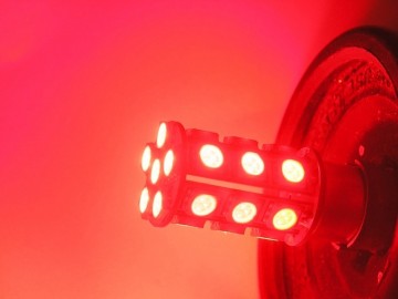 BA15S - 5050 - 18SMD - Rood - 12V LED lamp