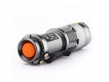 Torch LED 300 Lumens zaklamp mini silver 9,3 CM